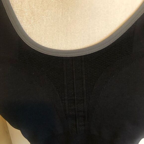 Heathyoga Sports Bra Size XXXL - Picture 3 of 7